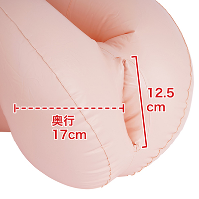 オナホ装着口はかなり大きめ。Ｌサイズのオナホも余裕で装着できそうです。逆にグラつくときはタオル等を巻きましょう。　※数値はＮＬＳ実測値