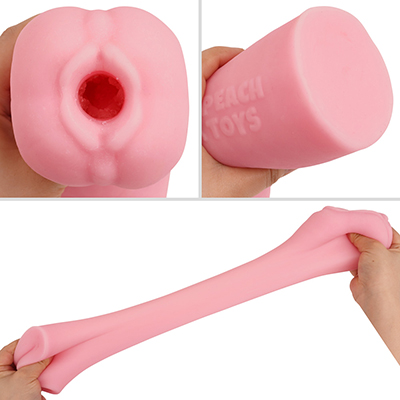 挿入口は輪郭のぼやけた性器描写。素材硬度は中庸ですが、体積が大きいせいか硬めに感じるくらい高弾力で、耐久性もありそうです。