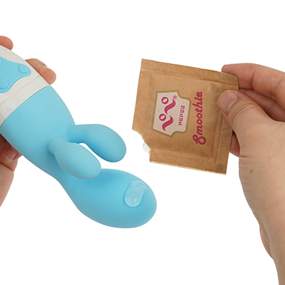 バイブと一緒に「」に入れておけば、いつでもどこでもオナニーできます。膣粘膜にもやさしい特性なので、安心して楽しめますよ♪