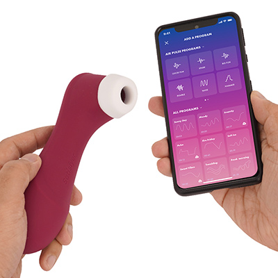 専用の無料アプリ「Satisfyer Connect」は、iPhoneとAndroidどちらにも対応。できることがイッキに増えるので、いろいろ遊び倒したい方にはオススメです。