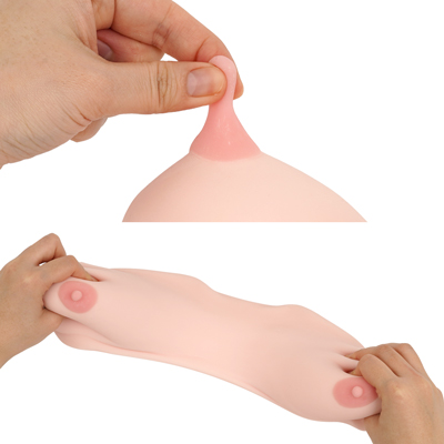 白い美肌にピンクの乳首が可愛い、弾力性、柔軟性に優れたマシュマロ素材です。