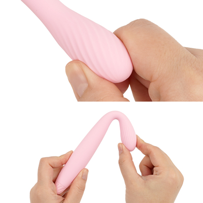 素材は柔軟で肌さわりのいいソフトシリコンを使用。
