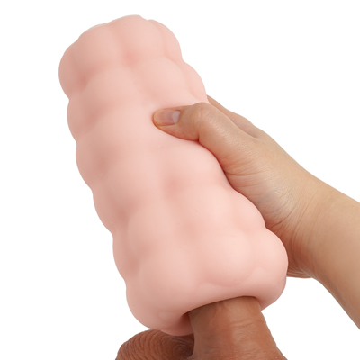 ホールを使い込むことで、素材の油分が抜け使用感が良くなります。