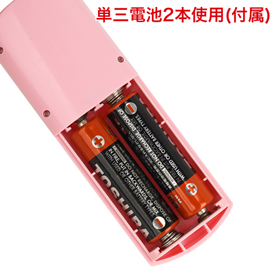 電池交換の際は背面の電池蓋を外し、写真の向きに合わせて電池をセットしてください。　