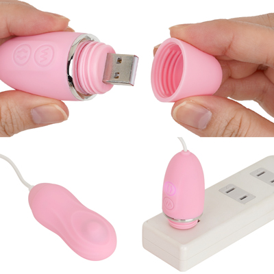 充電はUSB充電式。本体下部の蓋を外し、リモコン部分から直接充電してください。フル充電まで約90分かかり、充電中はライトが点滅します。