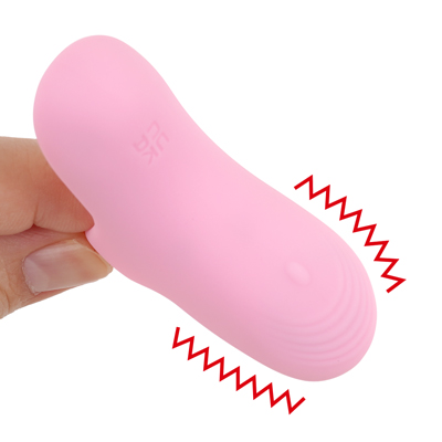 やさしいシリコンボディでお手入れも楽ちん。IPX７等級の完全防水だから、水でしっかり洗えて衛生的です。