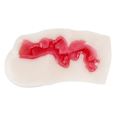 穴の位置がお腹側に寄っているのは、腹ボコ効果を計算した結果だと推測。しかし、これがどうしても圧力バランスに影響を及ぼしています。