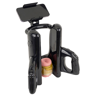 オナホを装着し、ホルダーにスマホを取り付けた状態。かなりスムーズにセッティングでき、全部取り付けても軽いのがブラボー。