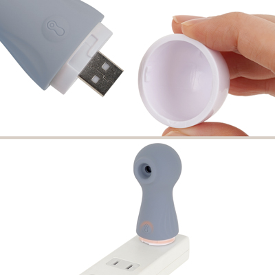 充電時はUSB端子に直挿しが出来るためコードの必要がありません。お手持ちのUSB充電器や、PCなどで充電してください。充電中はランプが点滅し、点滅が終わったら充電終了です。