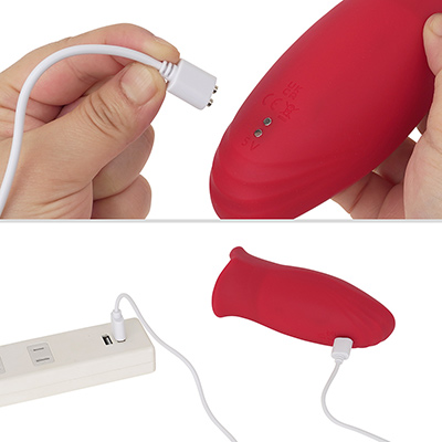 付属ケーブルによるマグネット充電式。フル充電までは約２時間、連続稼働は約60分です。満充電時はボタンLEDが点灯します。