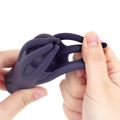 素材は柔らかな質感で弾力のある高品質シリコンを採用。