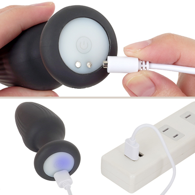 充電はマグネット式USB充電仕様。充電時間は約40分、連続稼働時間は約60分です。充電中はボタンが点滅し、満タンになると点灯します。