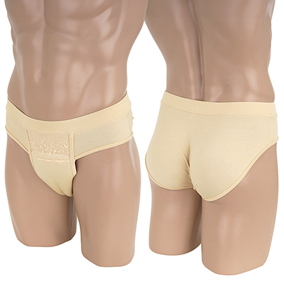 男性が穿くとこんな感じ。もっこりペニスはパッド内に収めつつ、股間に可愛いモリマンをつくります。ピチピチのデニムを合わせたいですね。