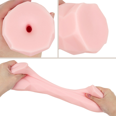 構造は非貫通式。使うほどにあなたに馴染んで成長する「momochi」素材を使用。もっちり人肌感覚の新素材です。