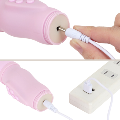 充電はUSB充電式。本体底の蓋を外して充電してください。充電時間は約60分、最大連続稼働時間は約90分です。充電中はボタンが点滅します。