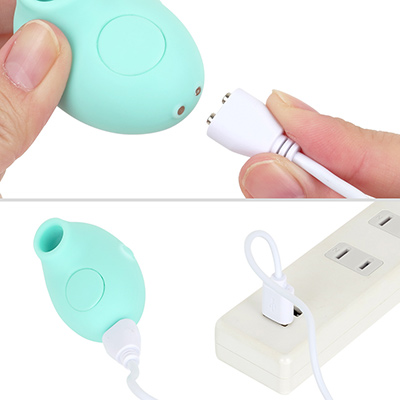 付属のマグネット接続ケーブルで充電します。フル充電までは約１時間、連続稼働は約45分というスペック。小型なわりにスタミナもあります。