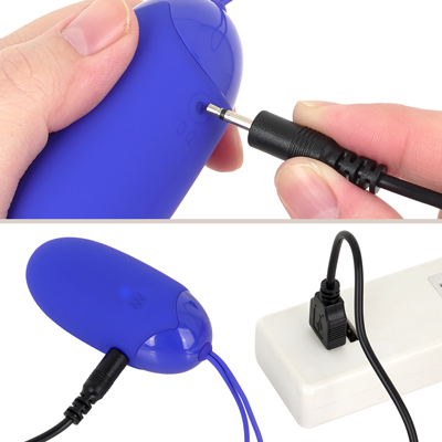 充電はUSB充電式。ライトが点滅するまで差し込んで充電を行ってください。