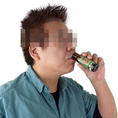 開封したらビンのままグイッと飲み干すのが基本。１本あたりのエネルギーは30.5kcal、たんぱく質は2.35g、炭水化物は5.3gです。