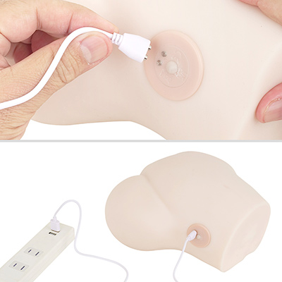 付属のマグネット接続ケーブルで充電します。フル充電までは約100分、連続稼働は約70分。バッテリー性能はスタンダードといえますね。