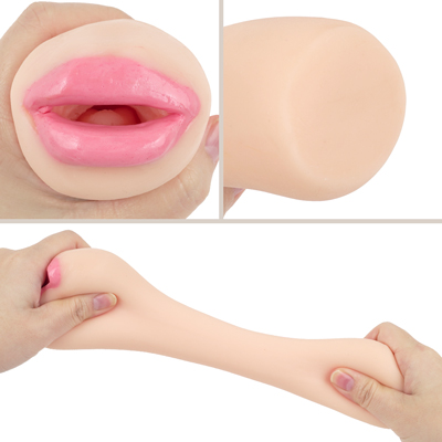 【ハード】　パクッと咥える弾力感のある唇の非貫通式。弾力抜群の素材を使用し、ぷりっとした肌触りに仕上げています。少しぎこちない素人の様なフェラチオプレイをお楽しみいただけます。