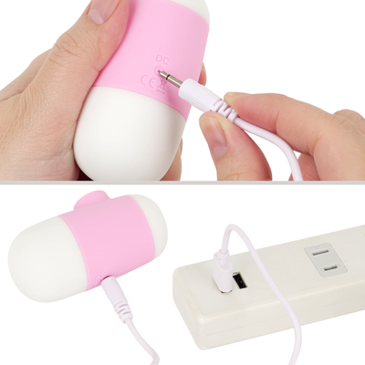 充電はUSB充電式。充電時間は約120分、連続稼働時間は約90分です。充電中はボタンが点滅します。