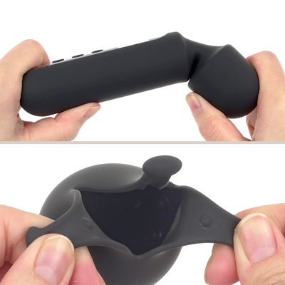 素材はサラッとマットな質感のシリコン製。ネック部分が柔らかいので、360度どの角度からでも当てられます。