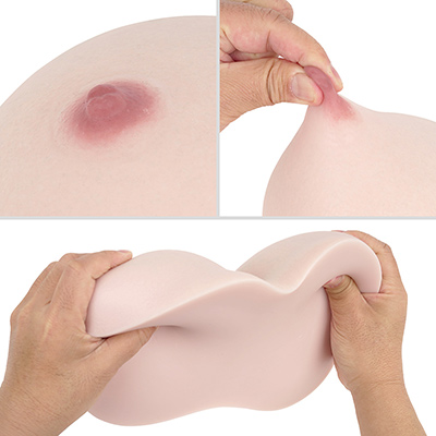 乳首は別素材ではなく、ただの着色。もうちょっとエロい造型でもいいような気がします。土台やデコルテがないので、やや安定感に欠けます。