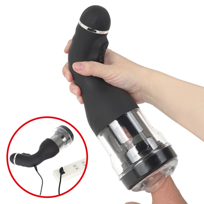 付属のコードでUSB給電をしながらの使用も可能です。電池残量を考えずにフルパワーで楽しめます。　※充電式ではありません。　※USB-CAアダプタは付属しておりません。