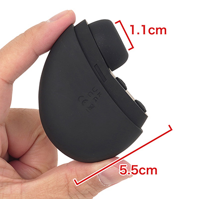 半月状のボディにノズルが付いたスマートデザイン。手の中に隠し持つこともできそうなほど小型です。　※数値はＮＬＳ実測値