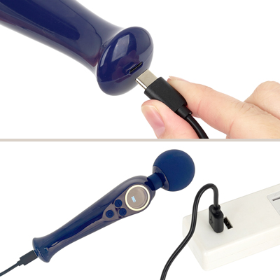 付属のUSB充電ケーブルを、LEDパネルに充電マークが表示されるまで差し込んで充電を行ってください。