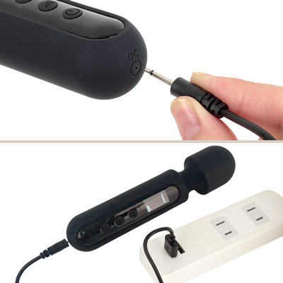 付属のUSB充電ケーブルを、モニターに充電マークが表示されるまで差し込んで充電を行ってください。