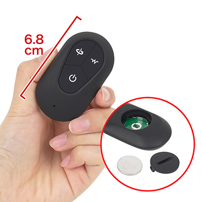 リモコンも扱いやすいサイズ。こちらの電源はCR2032型ボタン電池×１個（付属）で、背面にフタがあります。　※数値はＮＬＳ実測値