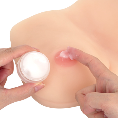 【乳首覚醒】各種植物エキス、α－アルブチン配合。適量を手に取り、部位に塗布してください。