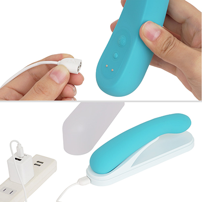 充電ケーブルの給電側がUSB-C端子です。フル充電までは約２時間、連続稼働は約60分（最高出力時）。本体直接でもクレイドル経由でも、どちらでも充電できるのが便利。