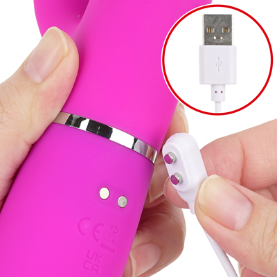 付属のマグネット式USB充電ケーブルを本体のマグネット部分につけて充電を行ってください。約80分の充電で最大約33分の連続使用が可能です。充電中は底面のライトが点滅します。