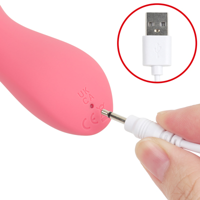 電池交換不要のUSB充電タイプ。約90分の充電で最大約60分の連続使用が可能です。