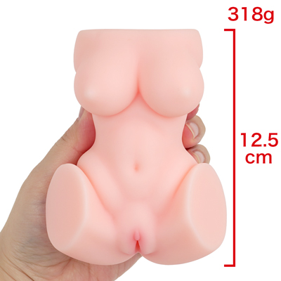 【けいこさん】　少し親しみやすさのあるお腹周りやクビレのリアルな肉感を再現。挿入を待ち望むような艶やかな外観フォルムに仕上がっており、両手でしっかりと揉みしだきながらプレイを楽しめる抜群のホールド感を誇る造形です。　※数値はＮＬＳ実測値
